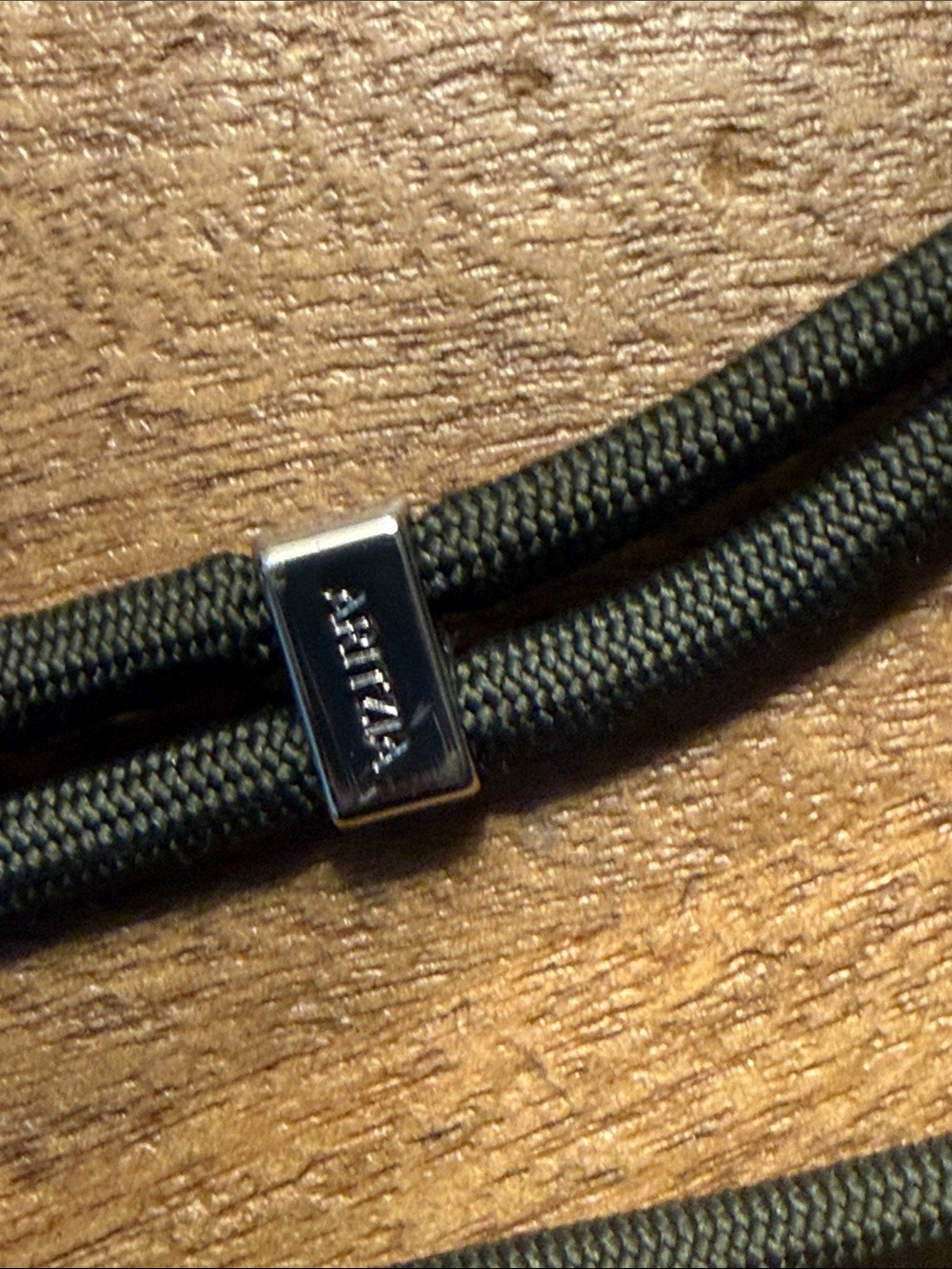 Aritzia Carry It Lanyard - Picture 2 of 6